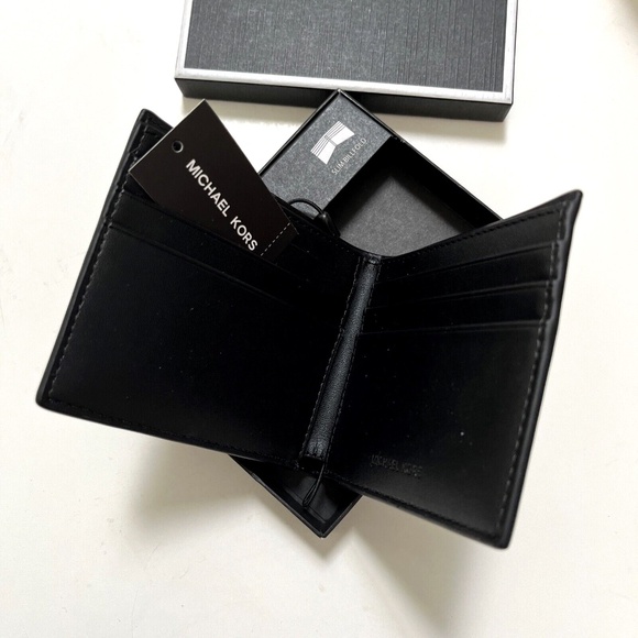NWT MICHAEL KORS Solid Black Slim Billfold Wallet w/ Metal Logo – Boxed Gift - Picture 4 of 6